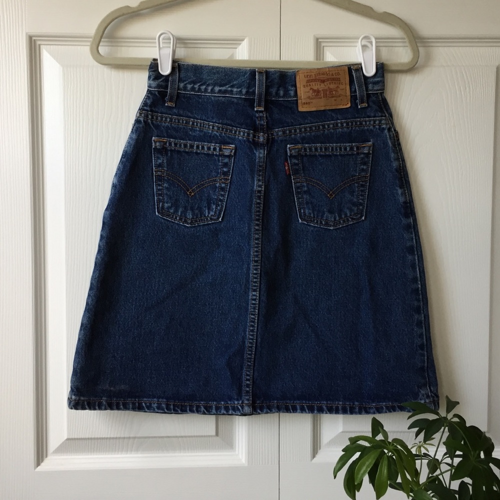 Levi’s denim skirt size 2